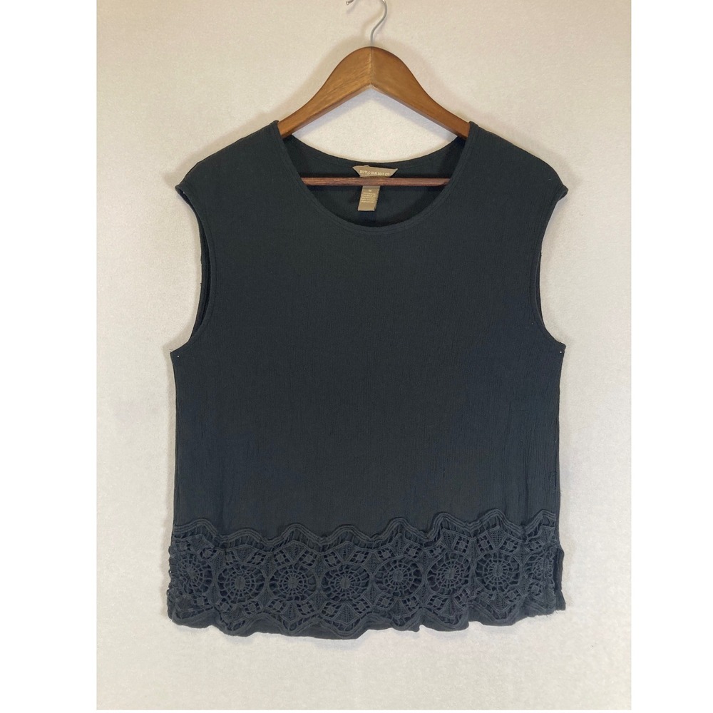 Boho‎ Bit & Bridle Womens Medium Black Crochet Lace Hem Sleeveless Rayon Top